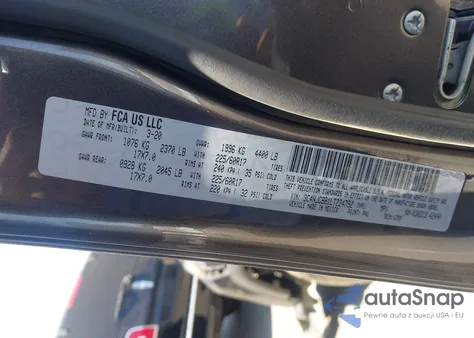 2020 Jeep Compass Latitude Fwd z USA, uszkodzony, nr VIN 3C4NJCBB1LT224792